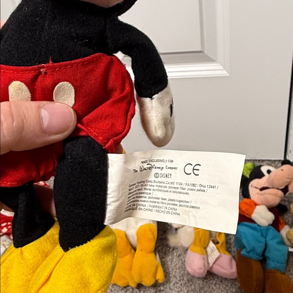 Mickey & Friends Disney Vintage beanie plushies - Picture 9 of 9